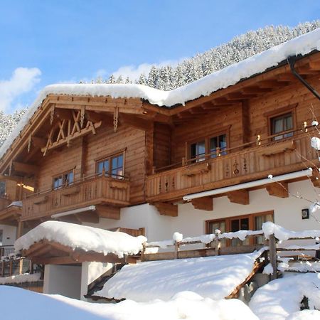 Feriendorf Joggler - Chalets Nahe Der Gondel Zell am Ziller Dış mekan fotoğraf