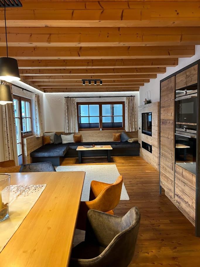 Feriendorf Joggler - Chalets Nahe Der Gondel Zell am Ziller Dış mekan fotoğraf