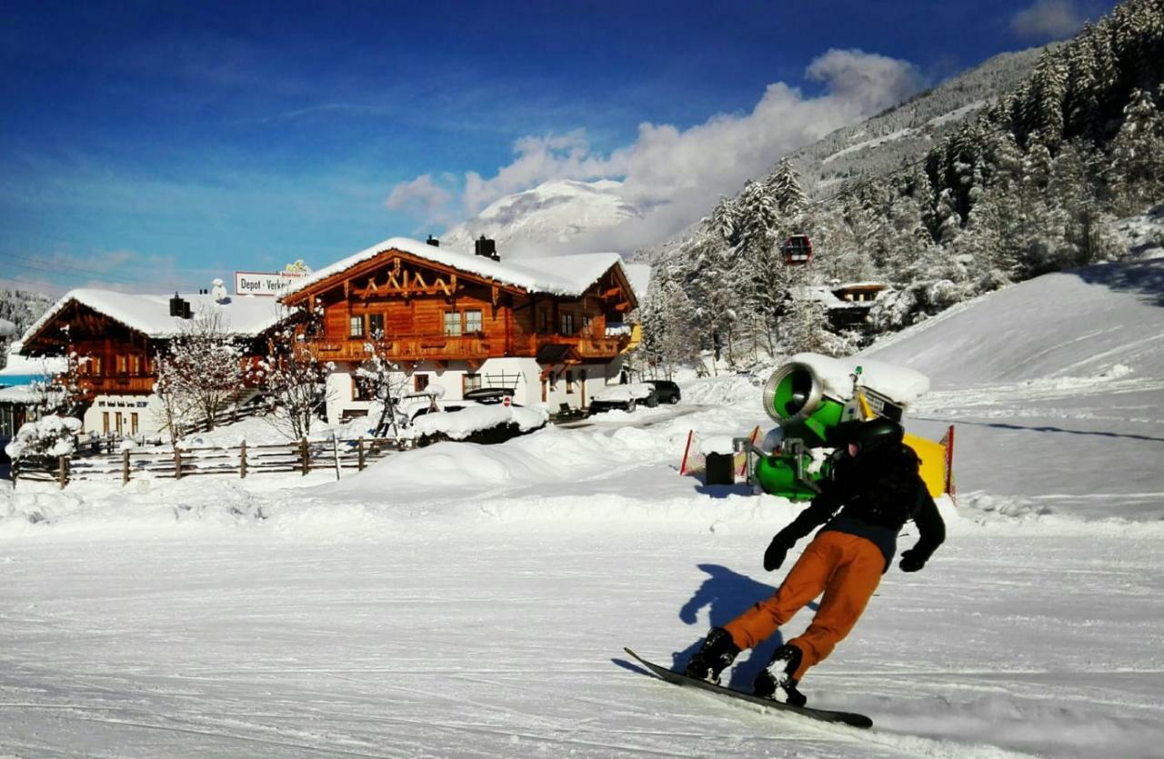 Feriendorf Joggler - Chalets Nahe Der Gondel Zell am Ziller Dış mekan fotoğraf