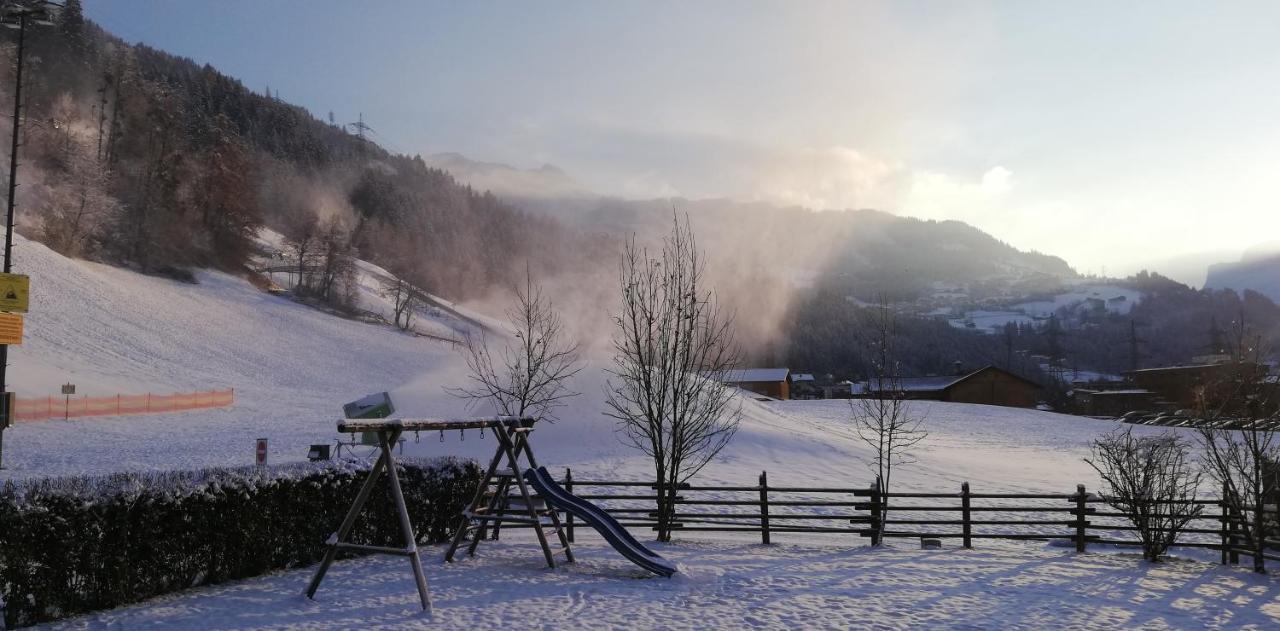 Feriendorf Joggler - Chalets Nahe Der Gondel Zell am Ziller Dış mekan fotoğraf
